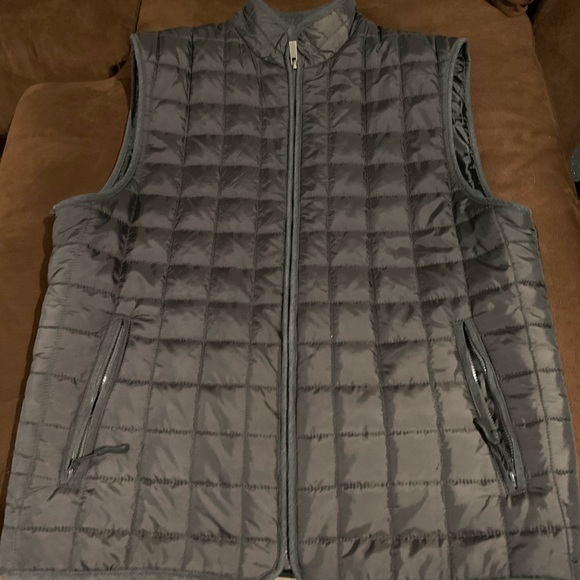 Black Cold Weather Vest - Picture 2 of 5